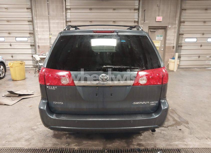 Photo 16 of 2010 Toyota Sienna LIMITED (VIN 5TDDK4CC3AS033095)