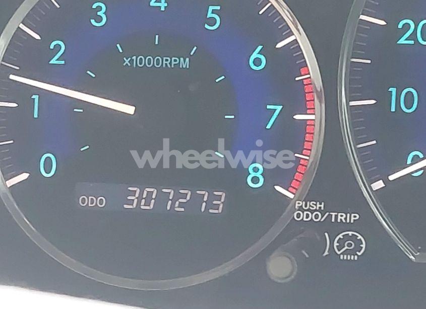 Photo 15 of 2010 Toyota Sienna XLE (VIN 5TDDK4CC5AS030134)