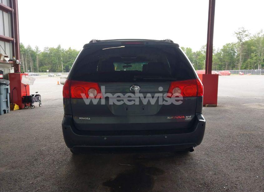 Photo 16 of 2010 Toyota Sienna XLE (VIN 5TDDK4CC5AS030134)