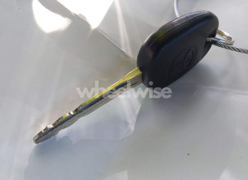 Photo 11 of 2010 Toyota Sienna LIMITED (VIN 5TDDK4CC6AS028764)