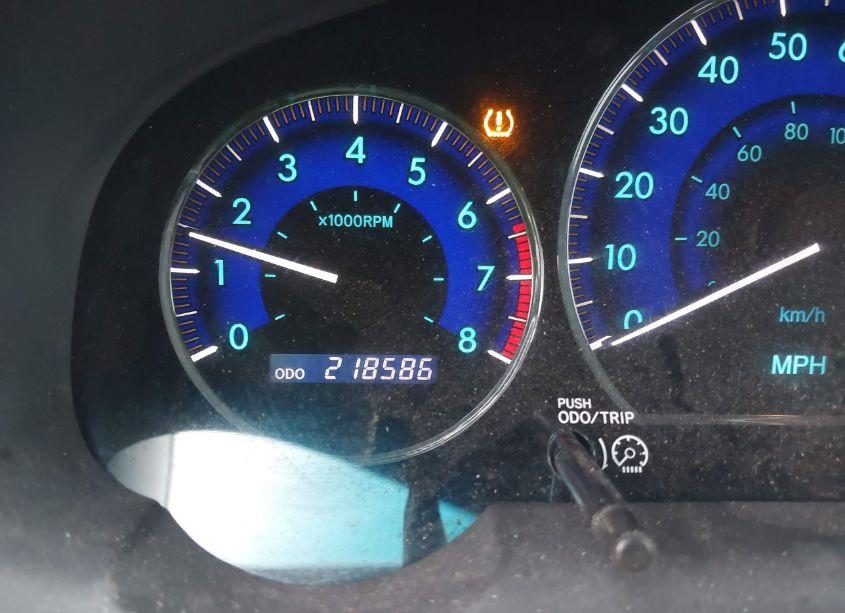 Photo 15 of 2010 Toyota Sienna XLE (VIN 5TDDK4CC6AS032359)