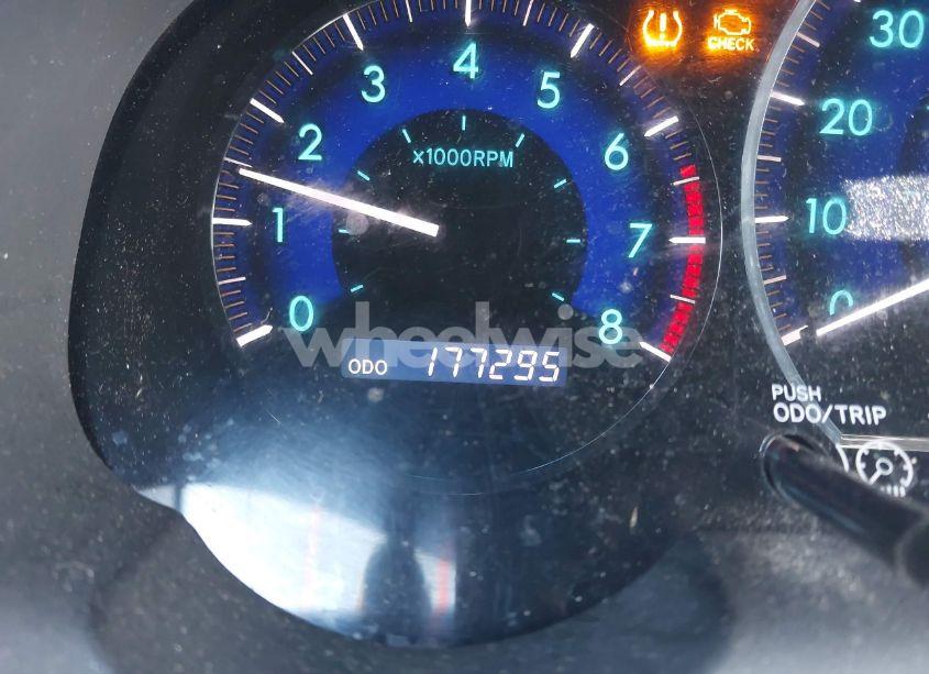 Photo 7 of 2010 Toyota Sienna XLE (VIN 5TDDK4CC9AS028449)