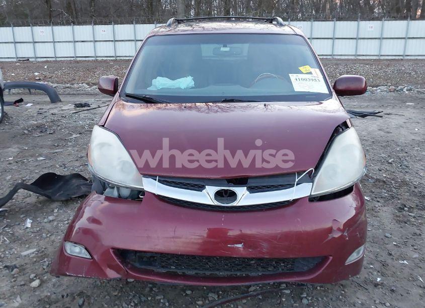 Photo 12 of 2010 Toyota Sienna LIMITED (VIN 5TDDK4CC9AS028743)