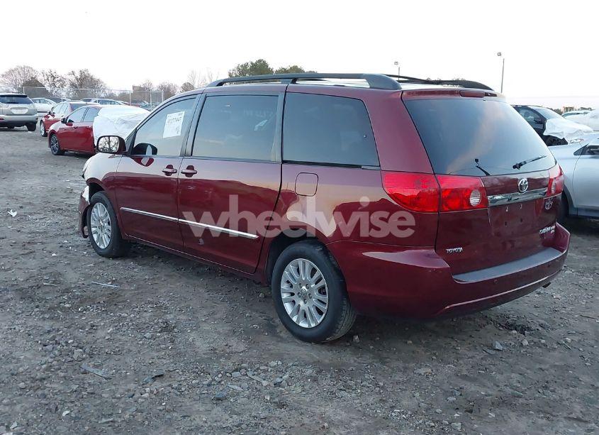 Photo 3 of 2010 Toyota Sienna LIMITED (VIN 5TDDK4CC9AS028743)