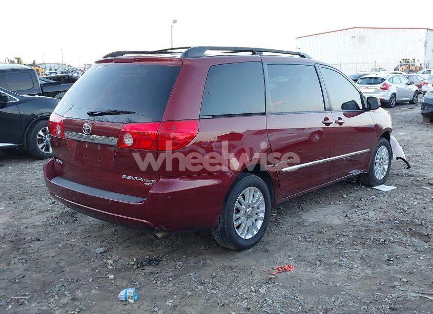 Photo 4 of 2010 Toyota Sienna LIMITED (VIN 5TDDK4CC9AS028743)