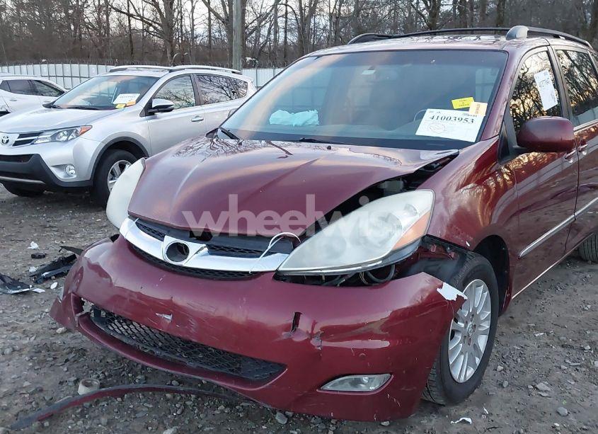 Photo 6 of 2010 Toyota Sienna LIMITED (VIN 5TDDK4CC9AS028743)