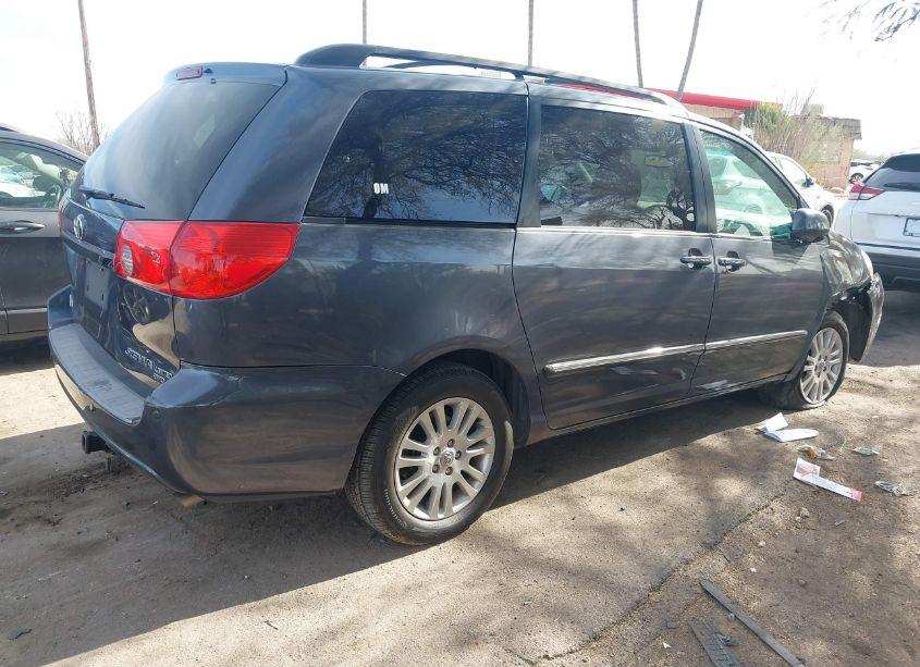 Photo 4 of 2010 Toyota Sienna LIMITED (VIN 5TDDK4CC9AS031335)