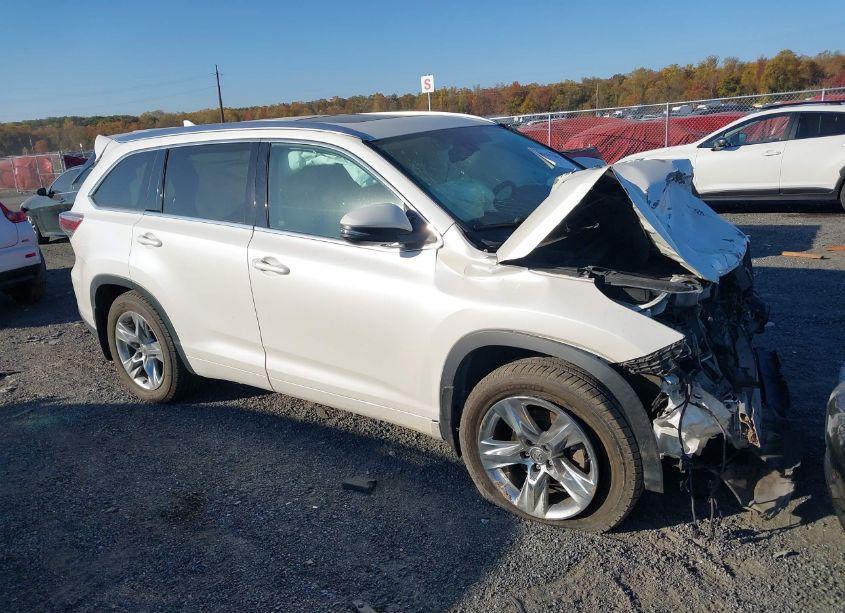 Photo 13 of 2014 Toyota Highlander LIMITED V6 (VIN 5TDDKRFH0ES066646)