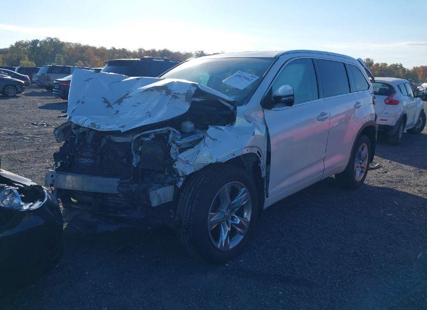 Photo 2 of 2014 Toyota Highlander LIMITED V6 (VIN 5TDDKRFH0ES066646)