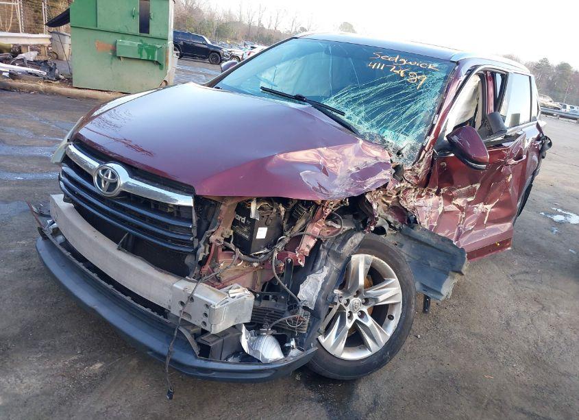 Photo 2 of 2015 Toyota Highlander LIMITED V6 (VIN 5TDDKRFH0FS099437)