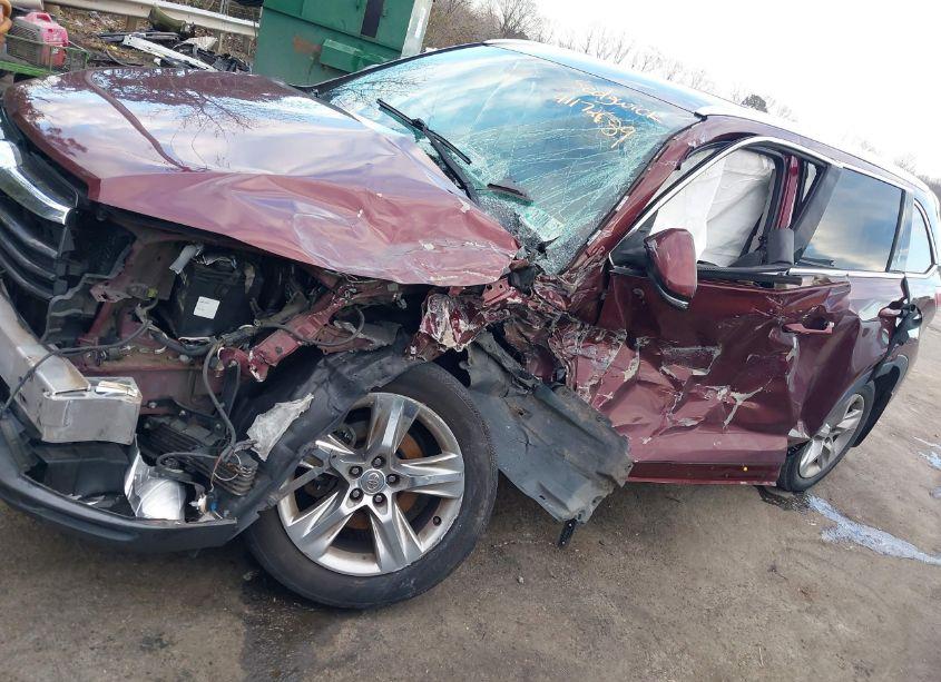 Photo 6 of 2015 Toyota Highlander LIMITED V6 (VIN 5TDDKRFH0FS099437)