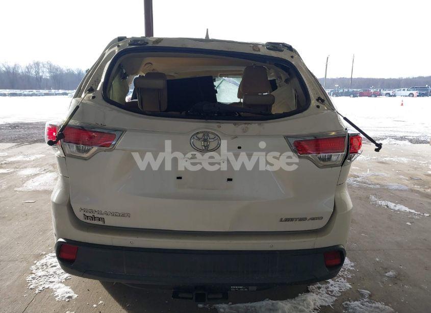 Photo 16 of 2016 Toyota Highlander LIMITED V6 (VIN 5TDDKRFH0GS242419)