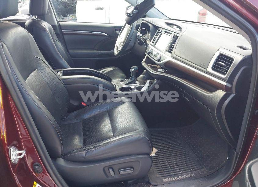 Photo 5 of 2014 Toyota Highlander LIMITED V6 (VIN 5TDDKRFH1ES012322)