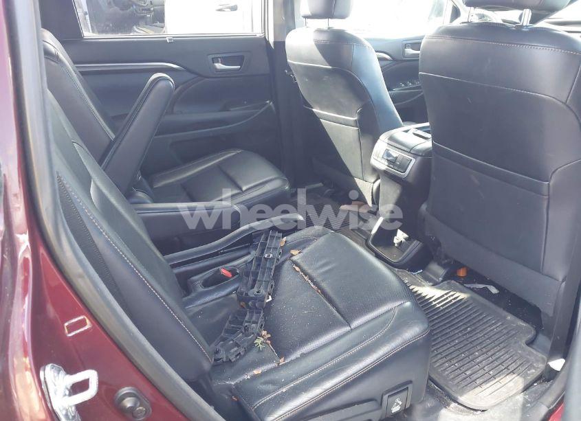 Photo 8 of 2014 Toyota Highlander LIMITED V6 (VIN 5TDDKRFH1ES012322)