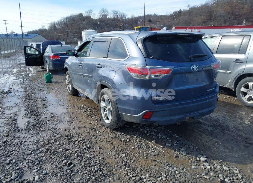 Photo 3 of 2015 Toyota Highlander LIMITED PLATINUM V6 (VIN 5TDDKRFH1FS141582)