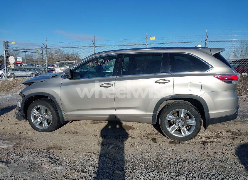 Photo 14 of 2016 Toyota Highlander LIMITED PLATINUM V6 (VIN 5TDDKRFH1GS282301)
