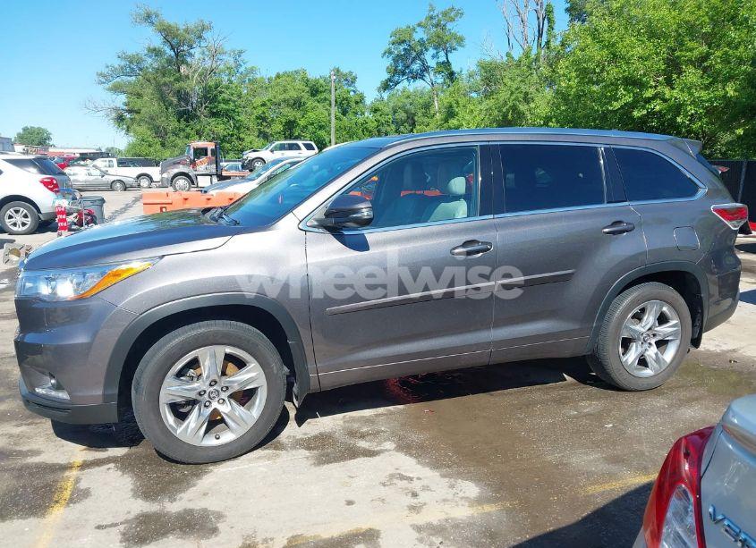 Photo 15 of 2016 Toyota Highlander LIMITED PLATINUM V6 (VIN 5TDDKRFH1GS294383)