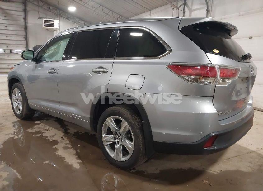 Photo 3 of 2016 Toyota Highlander LIMITED V6 (VIN 5TDDKRFH1GS332436)