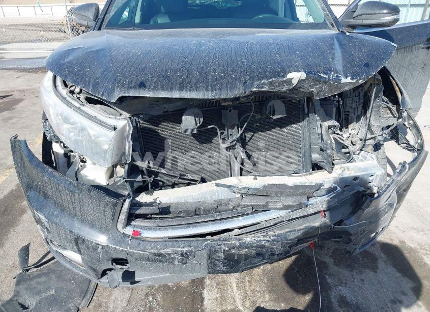 Photo 6 of 2016 Toyota Highlander LIMITED V6 (VIN 5TDDKRFH2GS279181)