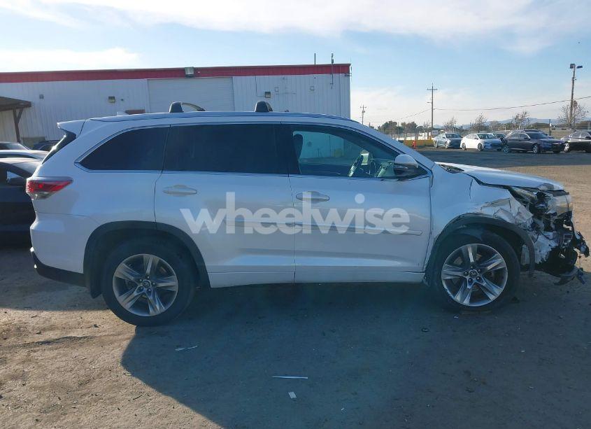 Photo 13 of 2016 Toyota Highlander LIMITED V6 (VIN 5TDDKRFH2GS304385)