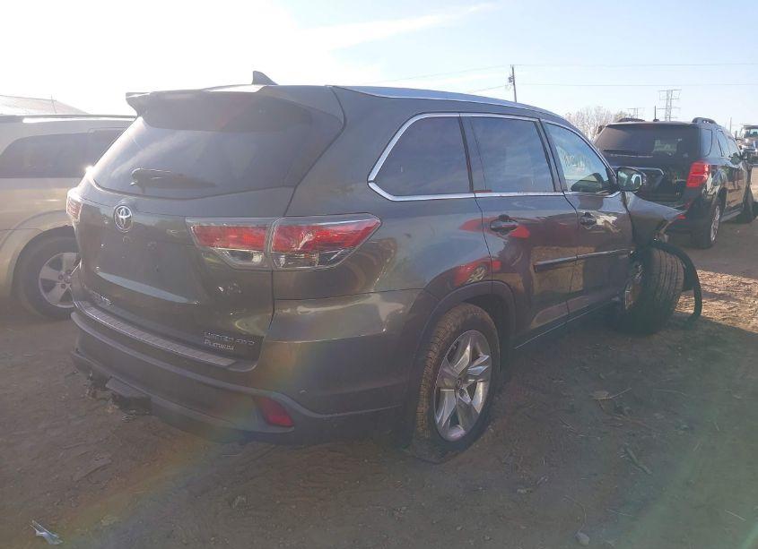 Photo 4 of 2016 Toyota Highlander LIMITED PLATINUM V6 (VIN 5TDDKRFH3GS303763)