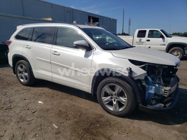 Photo 5 of 2014 TOYOTA HIGHLANDER LIMITED (VIN 5TDDKRFH4ES024884)