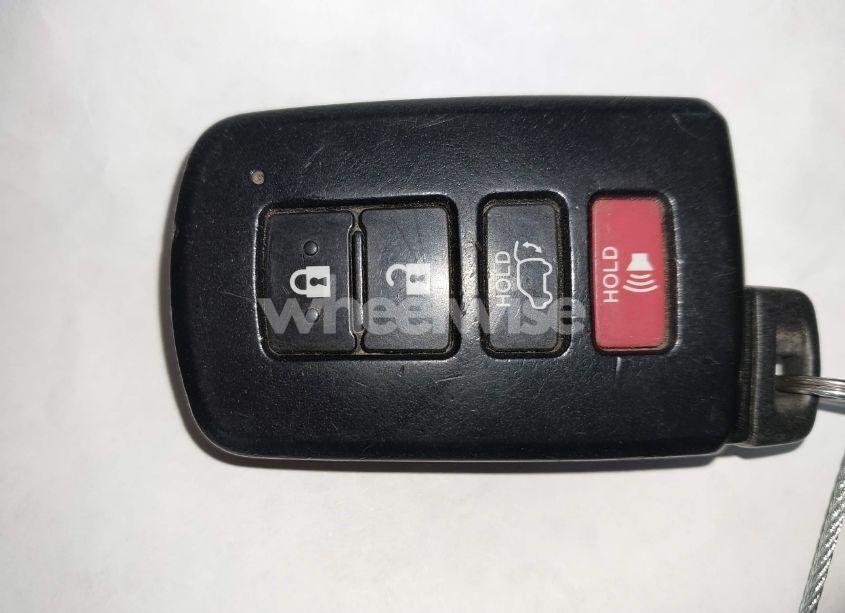 Photo 11 of 2015 Toyota Highlander LIMITED PLATINUM V6 (VIN 5TDDKRFH4FS151796)