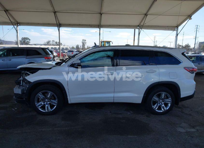 Photo 15 of 2015 Toyota Highlander LIMITED PLATINUM V6 (VIN 5TDDKRFH4FS151796)