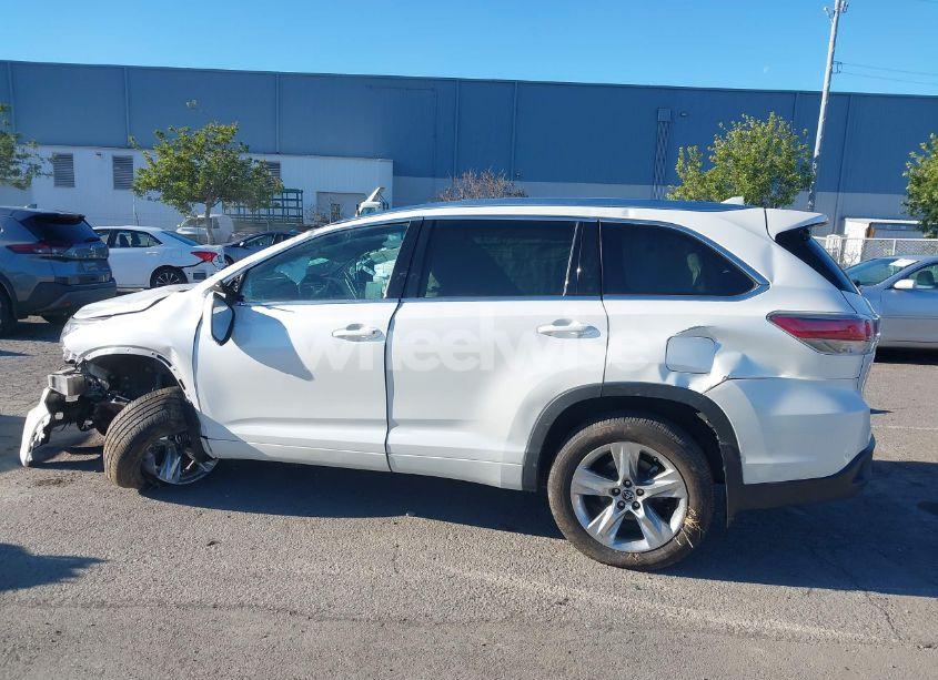 Photo 14 of 2016 Toyota Highlander LIMITED V6 (VIN 5TDDKRFH5GS259488)