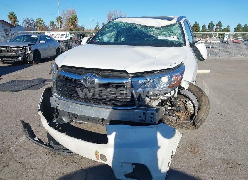 Photo 6 of 2016 Toyota Highlander LIMITED V6 (VIN 5TDDKRFH5GS259488)