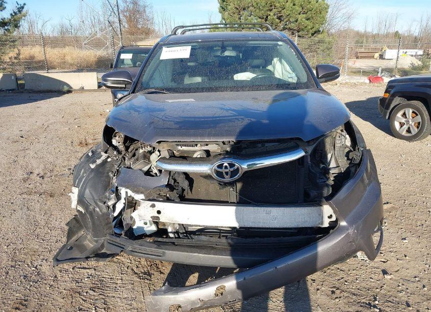 Photo 13 of 2016 Toyota Highlander LIMITED V6 (VIN 5TDDKRFH5GS337817)