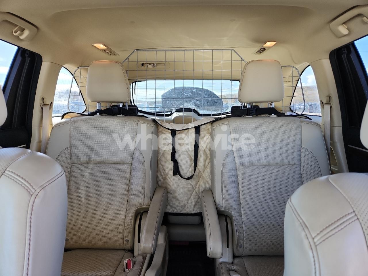 Photo 10 of 2015 TOYOTA HIGHLANDER LIMITED (VIN 5TDDKRFH6FS216261)