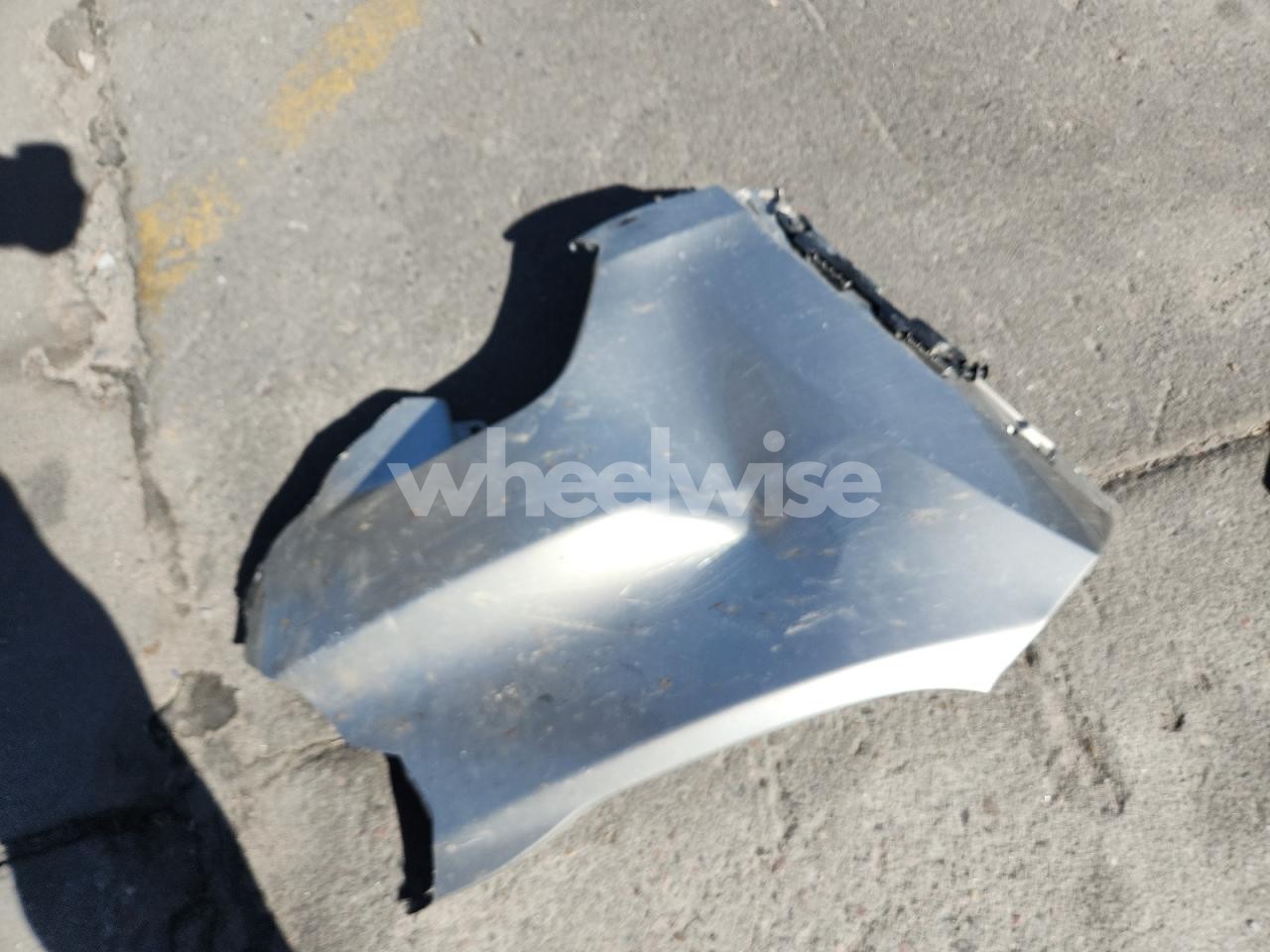 Photo 13 of 2015 TOYOTA HIGHLANDER LIMITED (VIN 5TDDKRFH6FS216261)