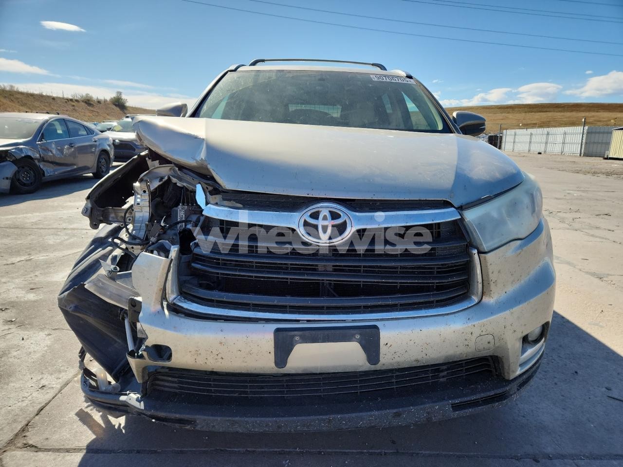 Photo 5 of 2015 TOYOTA HIGHLANDER LIMITED (VIN 5TDDKRFH6FS216261)