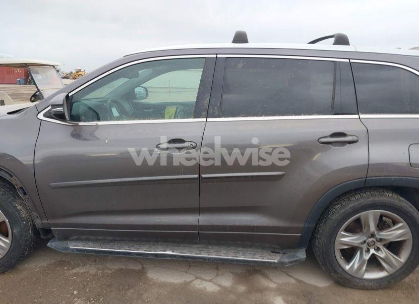Photo 15 of 2016 Toyota Highlander LIMITED PLATINUM V6 (VIN 5TDDKRFH6GS238603)