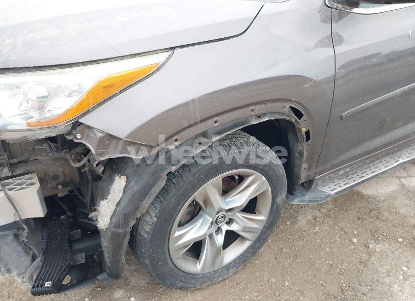 Photo 18 of 2016 Toyota Highlander LIMITED PLATINUM V6 (VIN 5TDDKRFH6GS238603)