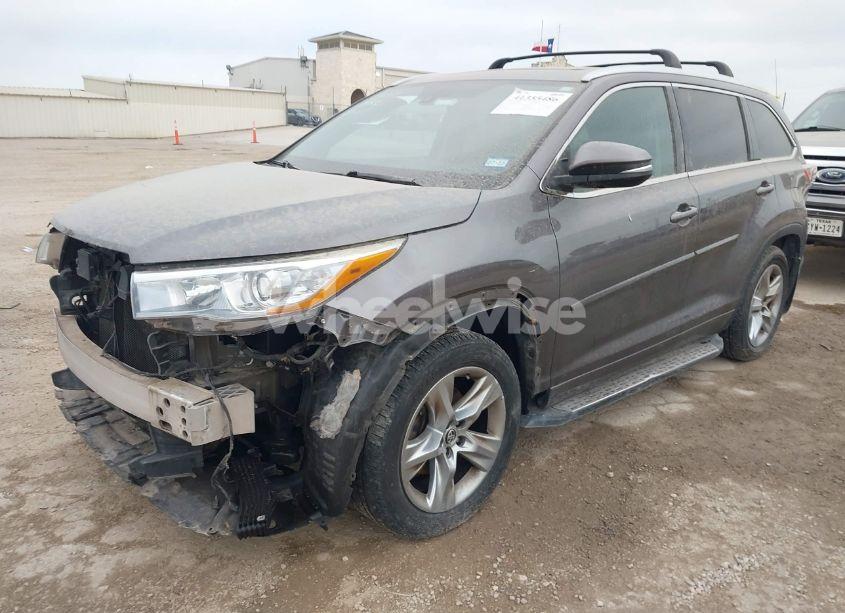 Photo 2 of 2016 Toyota Highlander LIMITED PLATINUM V6 (VIN 5TDDKRFH6GS238603)