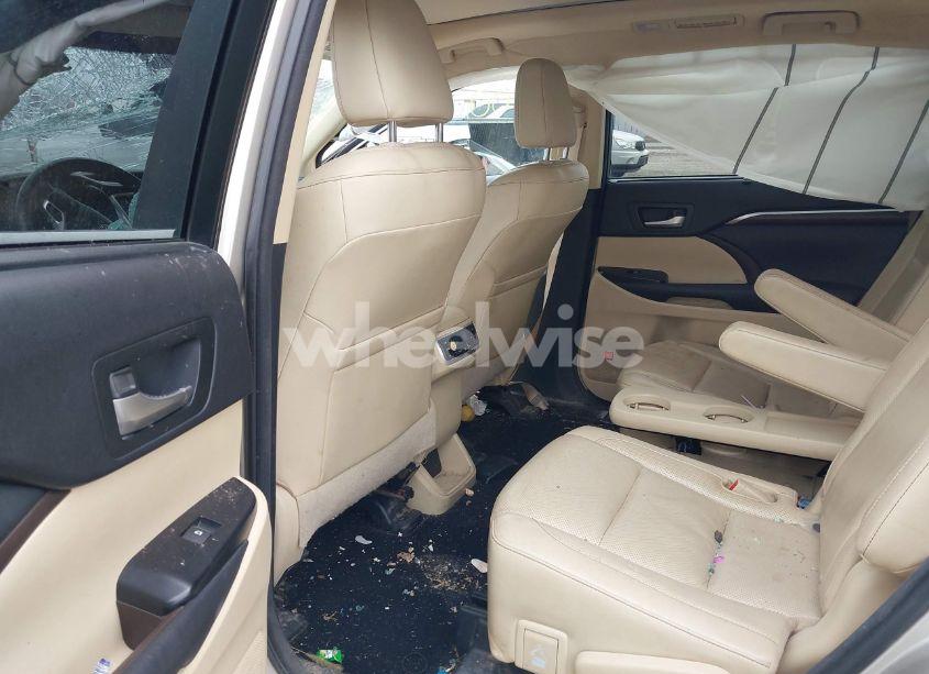 Photo 8 of 2014 Toyota Highlander LIMITED PLATINUM V6 (VIN 5TDDKRFH7ES005889)