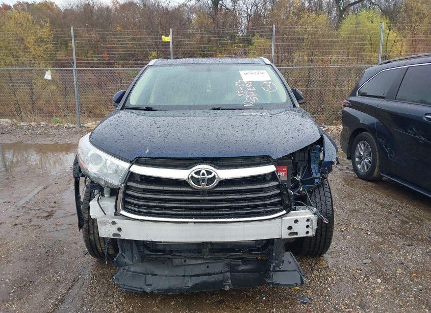 Photo 12 of 2014 Toyota Highlander LIMITED PLATINUM V6/LIMITED V6 (VIN 5TDDKRFH7ES028833)