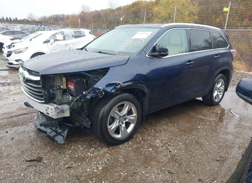 Photo 2 of 2014 Toyota Highlander LIMITED PLATINUM V6/LIMITED V6 (VIN 5TDDKRFH7ES028833)