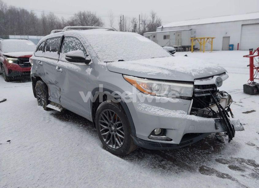 2016 Toyota Highlander LIMITED PLATINUM V6 (VIN 5TDDKRFH7GS290807) main photo