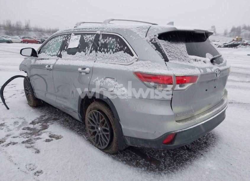 Photo 3 of 2016 Toyota Highlander LIMITED PLATINUM V6 (VIN 5TDDKRFH7GS290807)