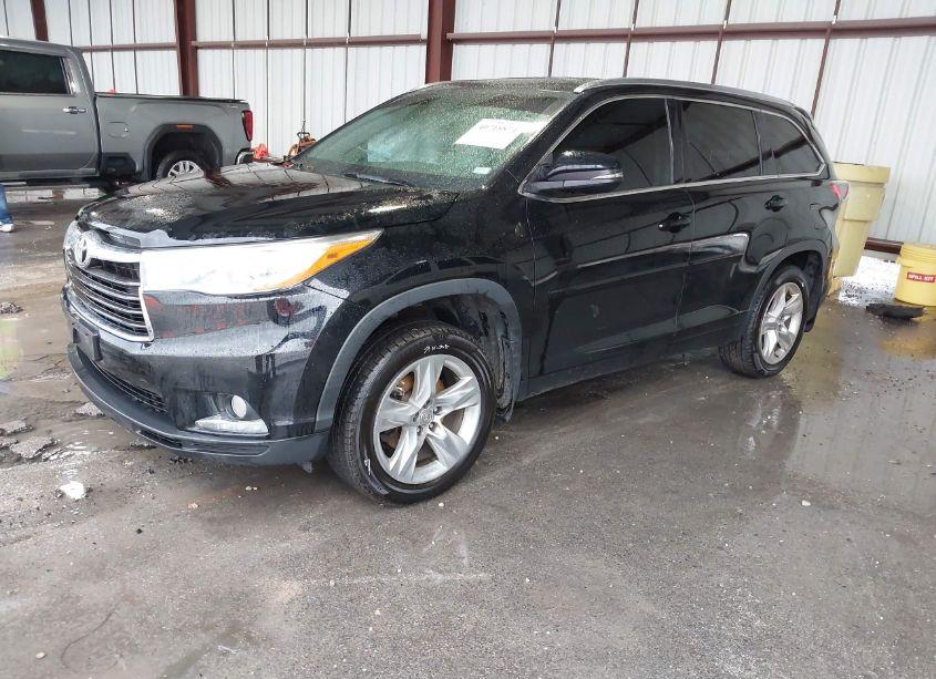 Photo 2 of 2015 Toyota Highlander LIMITED V6 (VIN 5TDDKRFH8FS075788)