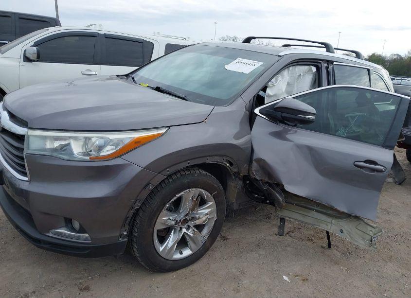 Photo 2 of 2015 Toyota Highlander LIMITED V6 (VIN 5TDDKRFH8FS103623)