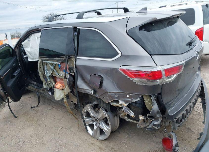 Photo 3 of 2015 Toyota Highlander LIMITED V6 (VIN 5TDDKRFH8FS103623)