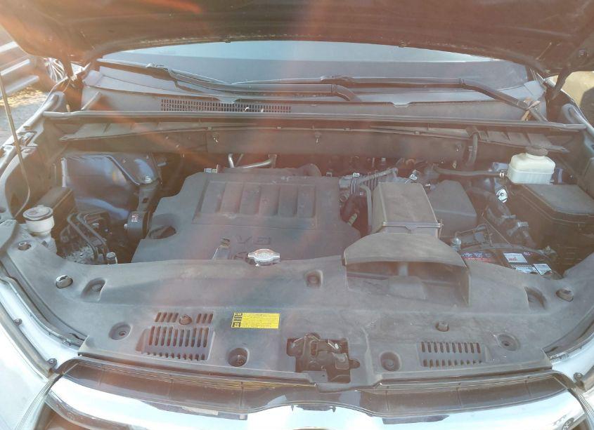 Photo 10 of 2016 Toyota Highlander LIMITED PLATINUM V6 (VIN 5TDDKRFH8GS275569)