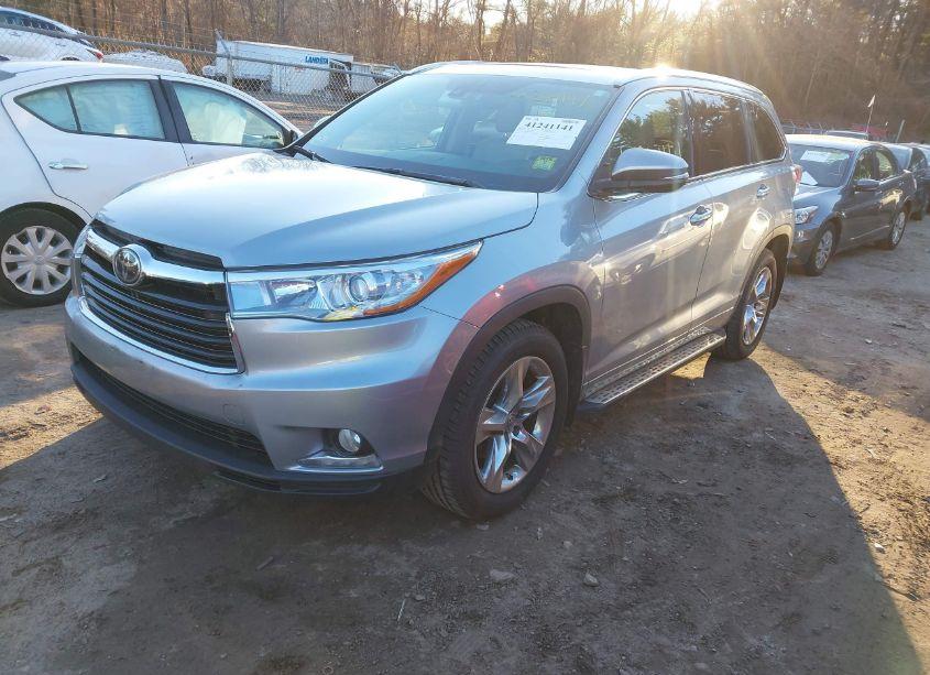 Photo 2 of 2014 Toyota Highlander LIMITED PLATINUM V6 (VIN 5TDDKRFH9ES007577)
