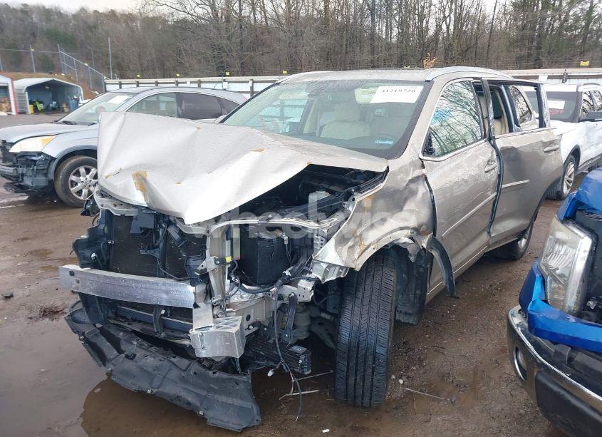 Photo 2 of 2015 Toyota Highlander LIMITED V6 (VIN 5TDDKRFH9FS189928)