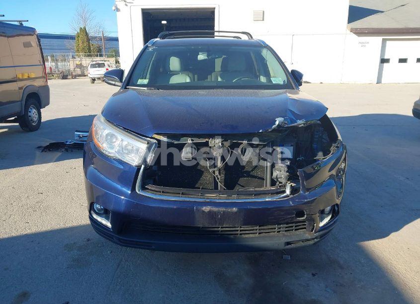 Photo 13 of 2016 Toyota Highlander LIMITED V6 (VIN 5TDDKRFH9GS301791)