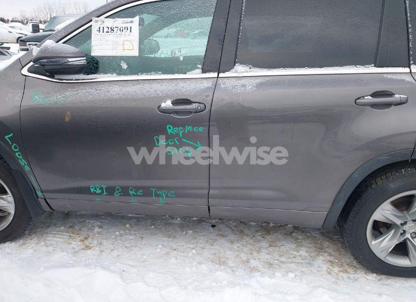 Photo 15 of 2014 Toyota Highlander LIMITED V6 (VIN 5TDDKRFHXES008883)